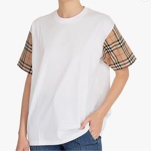 BURBERRY Women t-Shirt Bianco size small. 🖤🤎❤️